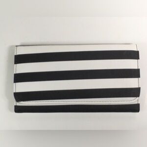 Kut From the Kloth Wallet